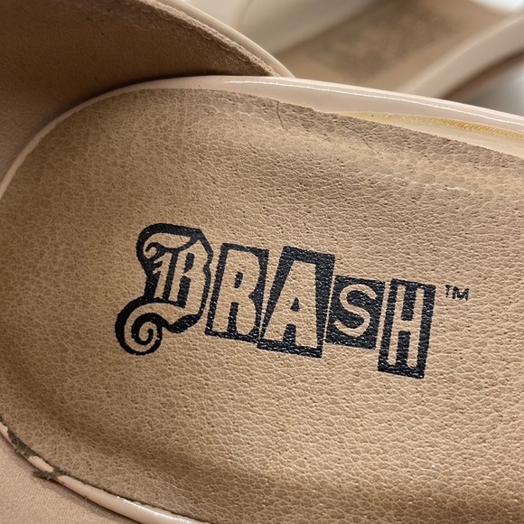 Nude patent ankle strap heels size 9 1/2 - Picture 5 of 13